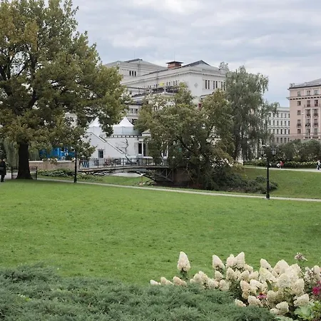 Heart Of Riga, By Old Town, Family Friendly, Sleeps 4 *