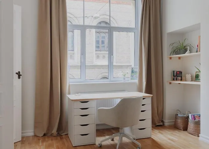 Dzīvoklis Heart Of Riga, By Old Town, Family Friendly, Sleeps 4