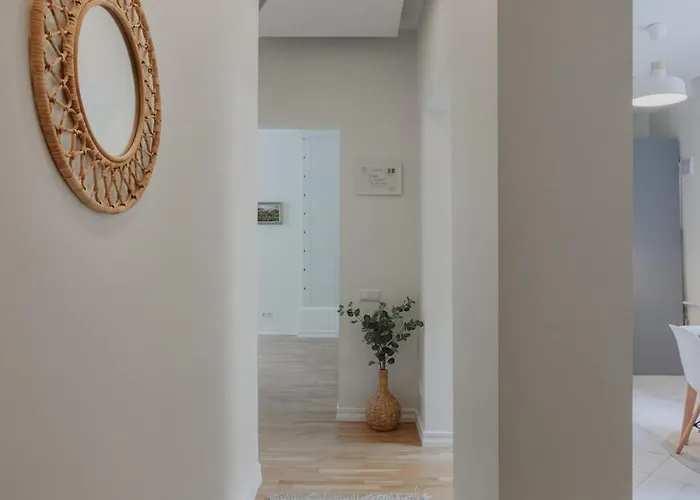 Apartment Heart Of Riga, By Old Town, Family Friendly, Sleeps 4 *