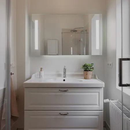 Апартаменты Heart Of Riga, By Old Town, Family Friendly, Sleeps 4 *